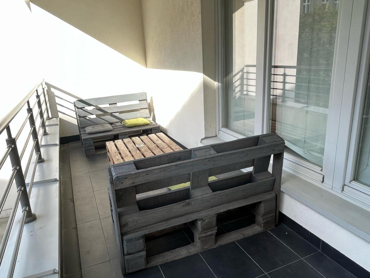 Labo Apartment Dzialdowska Варшава Екстериор снимка